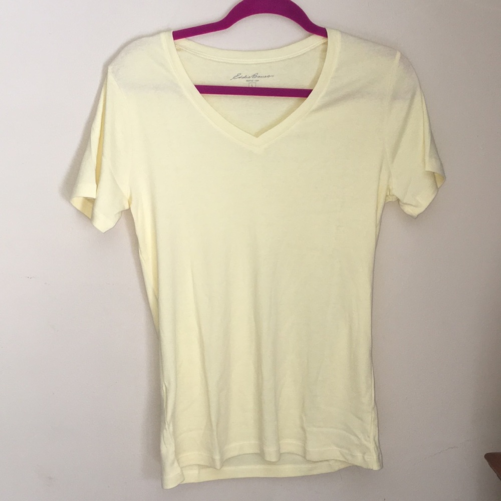 Yellow V-neck shirt
